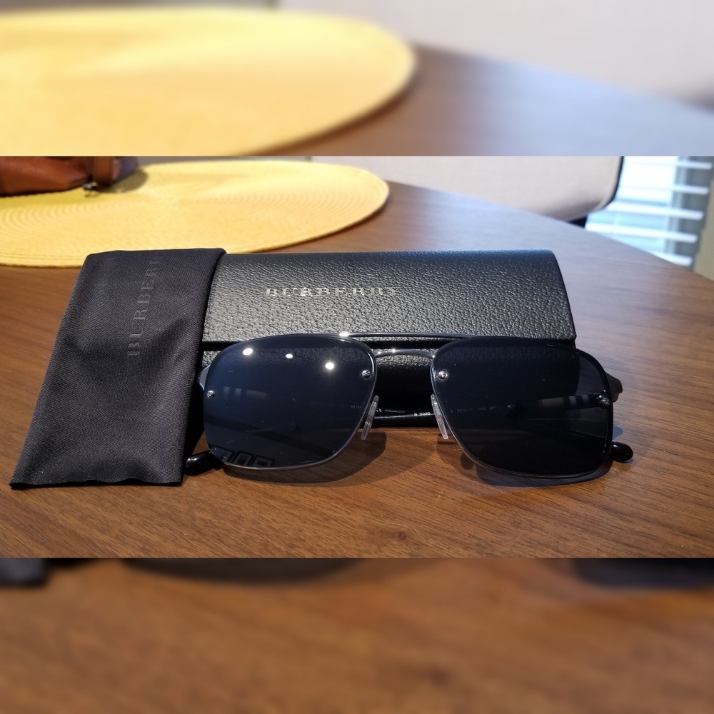 Burberry BE3095 Polarized Designer Sunglasses - Picture 3 of 4